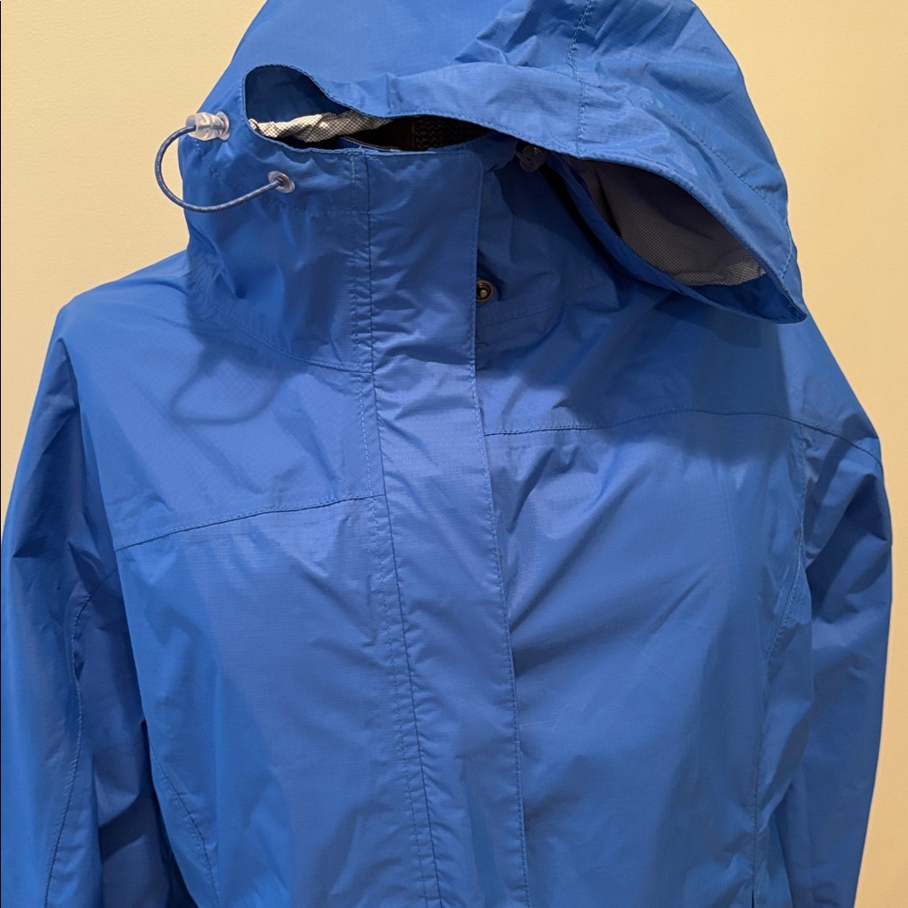 L.L.Bean Rain Jacket - Picture 2 of 12